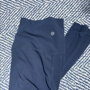 Lululemon blue cropped legging 💙💙